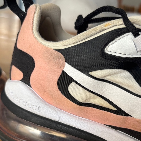 Nike Air Max 270 React Black Coral - Picture 11 of 12